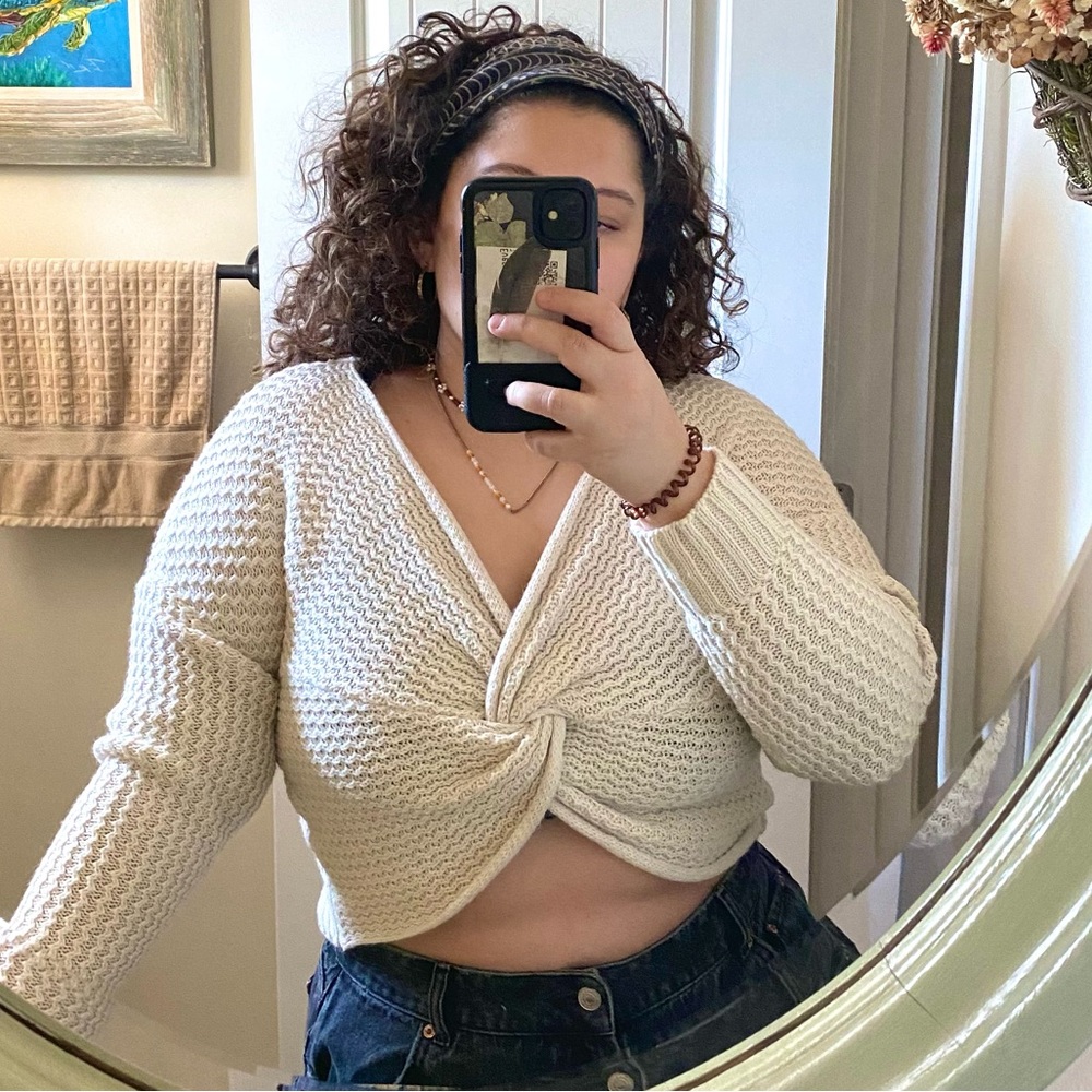 Crochet knit cream knot crop top sweater